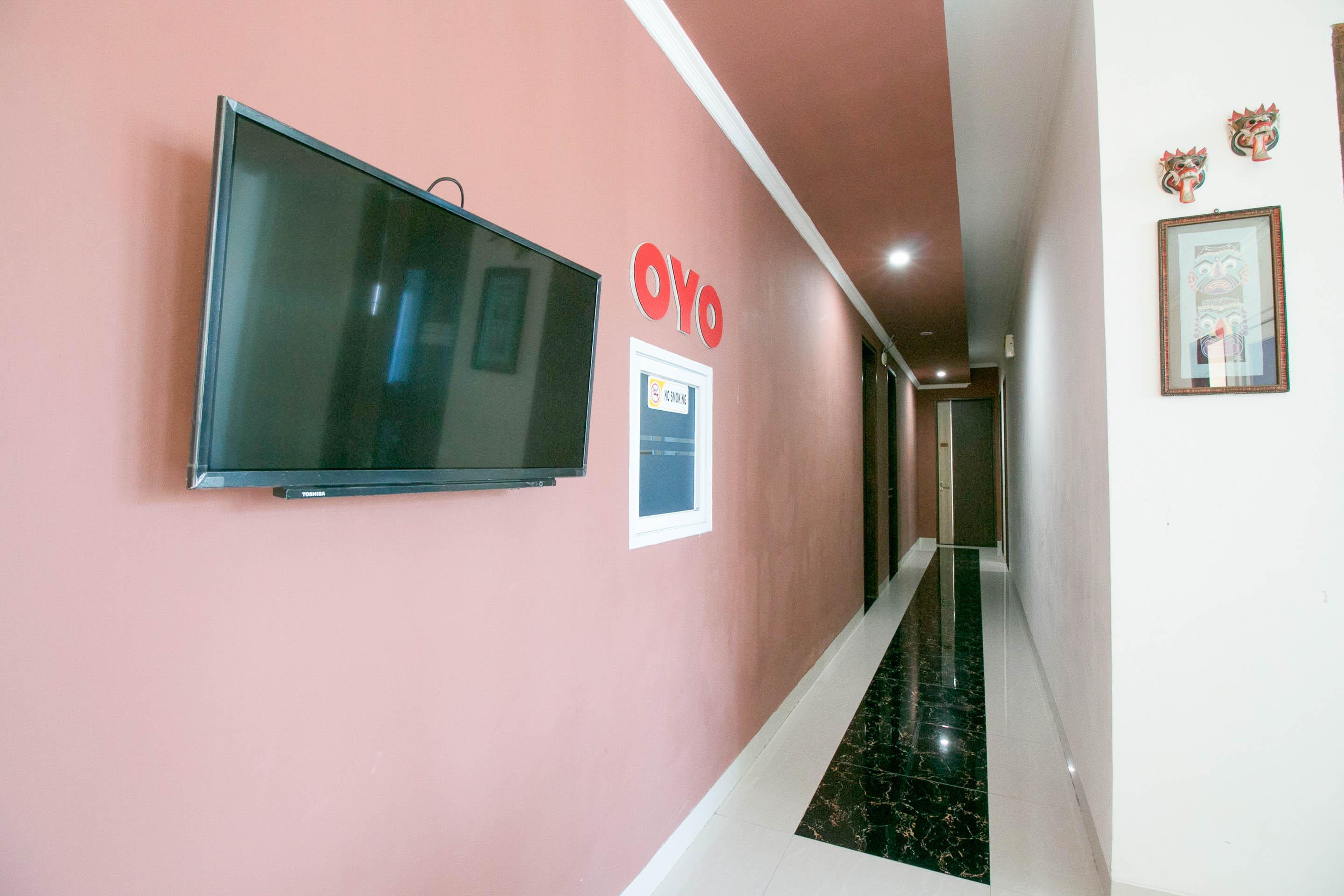 Oyo 1975 Bale Ikite Hotel Makassar Buitenkant foto