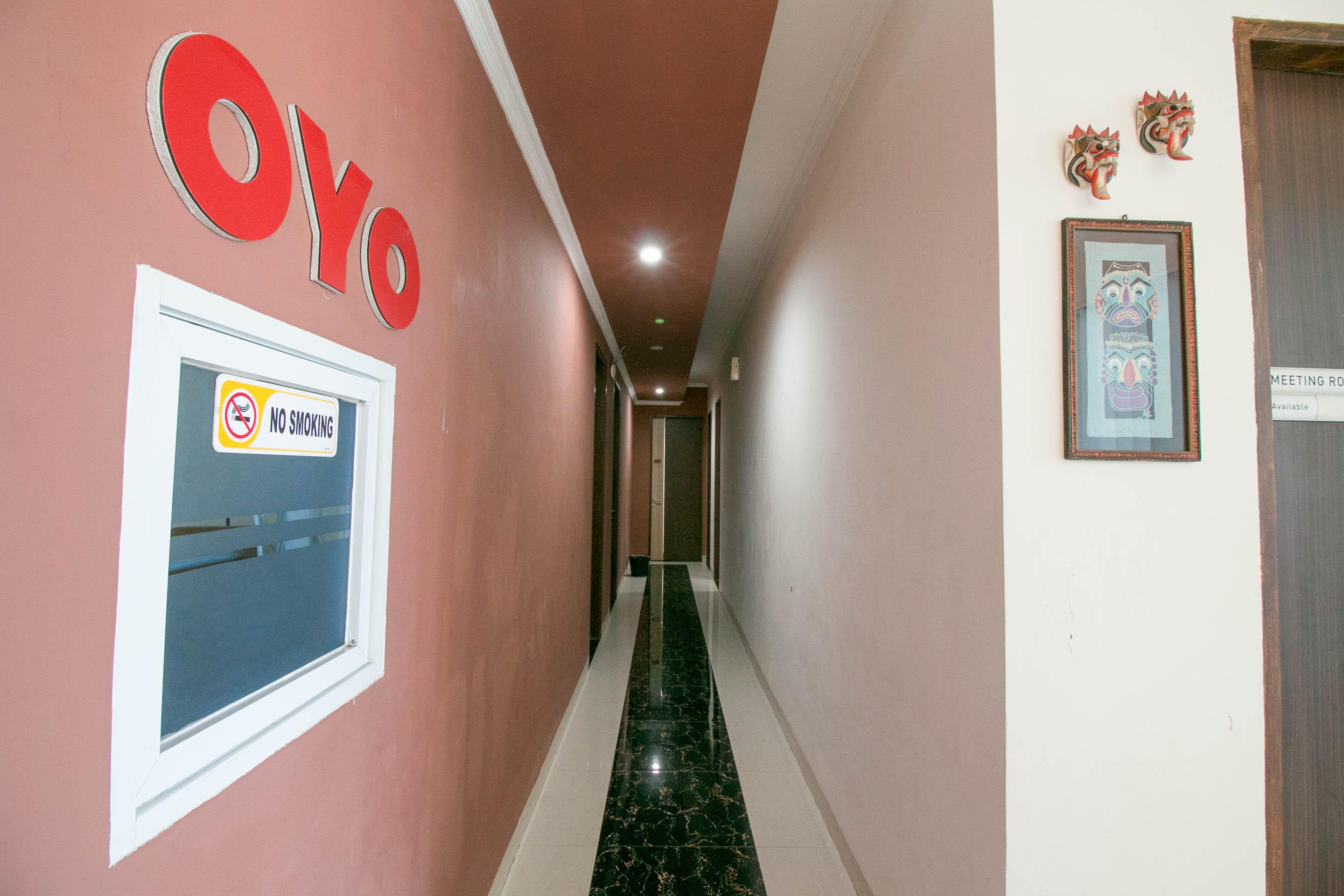 Oyo 1975 Bale Ikite Hotel Makassar Buitenkant foto