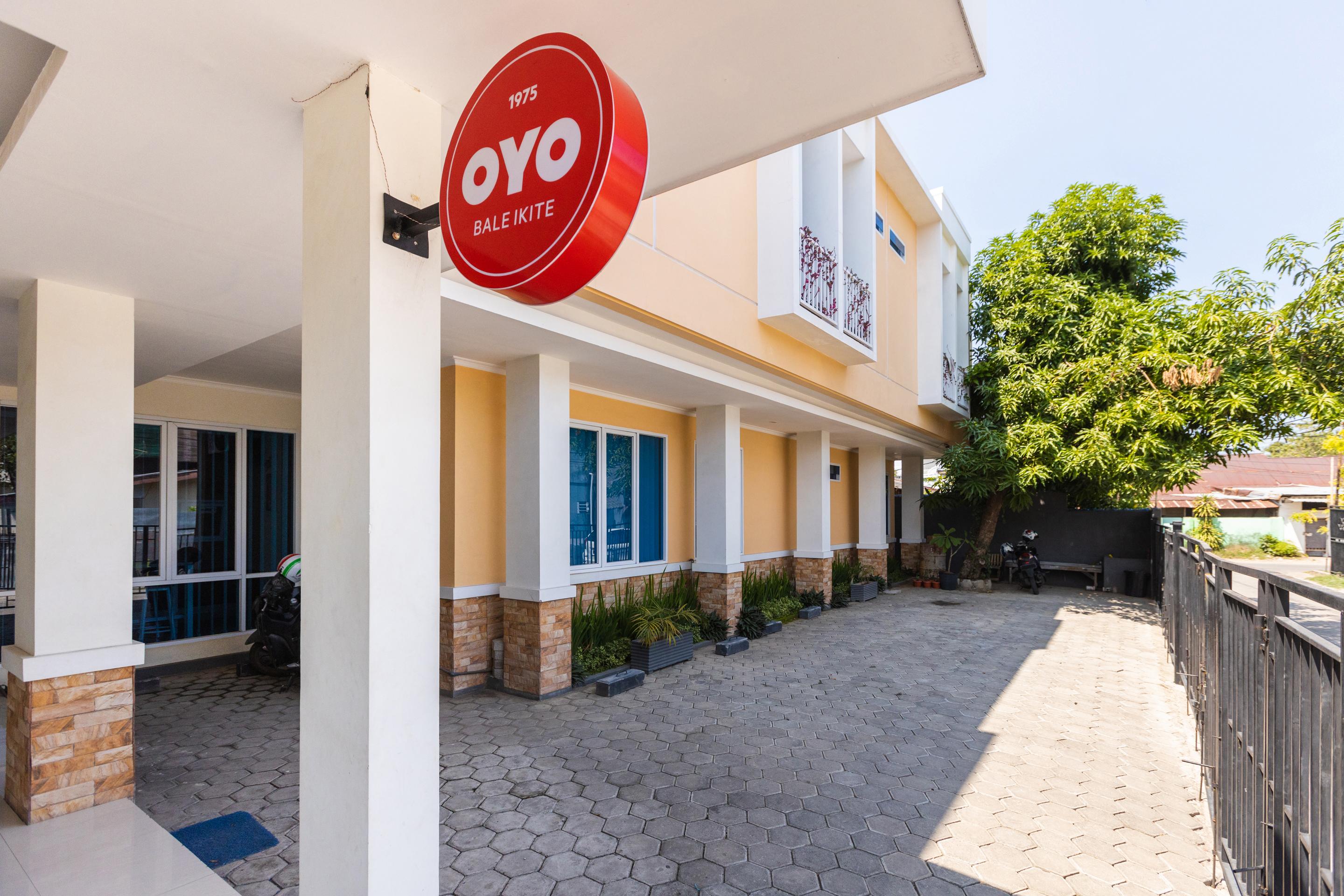 Oyo 1975 Bale Ikite Hotel Makassar Buitenkant foto