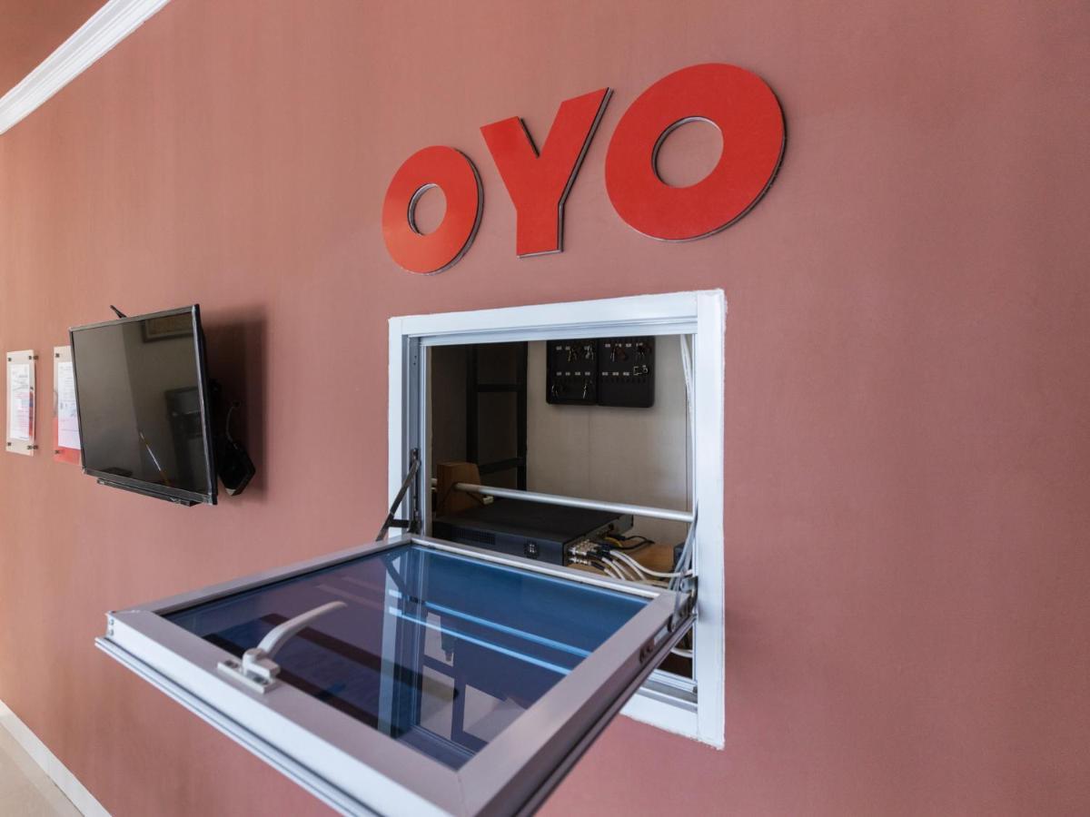 Oyo 1975 Bale Ikite Hotel Makassar Buitenkant foto