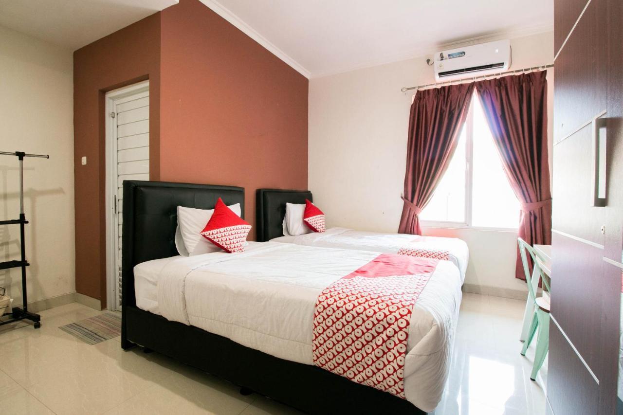 Oyo 1975 Bale Ikite Hotel Makassar Buitenkant foto